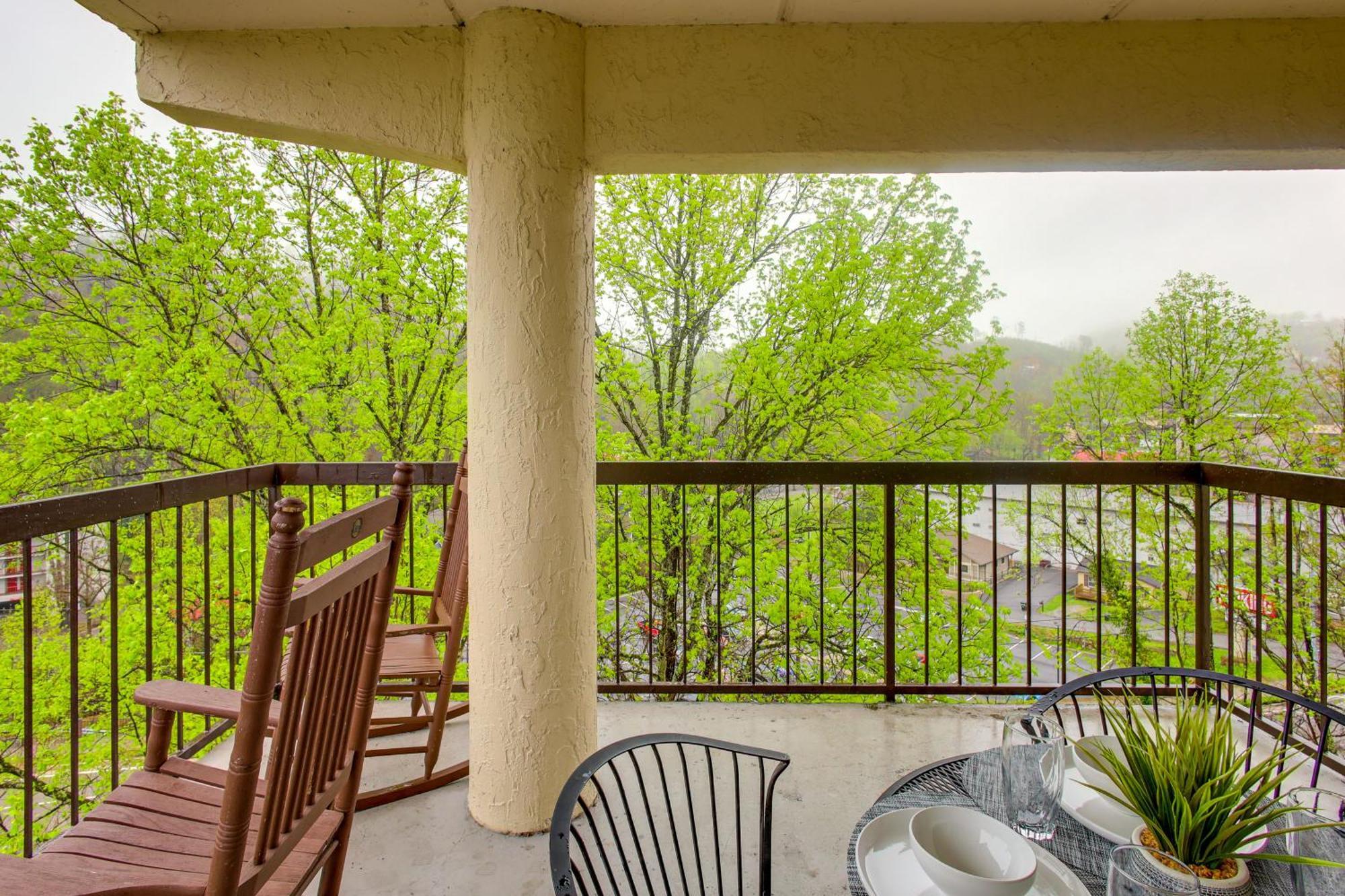 Gatlinburg Condo With Smoky Views Walk To Town! Esterno foto